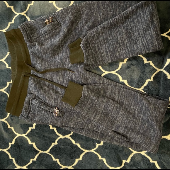 Cozy sweats - Picture 4 of 5